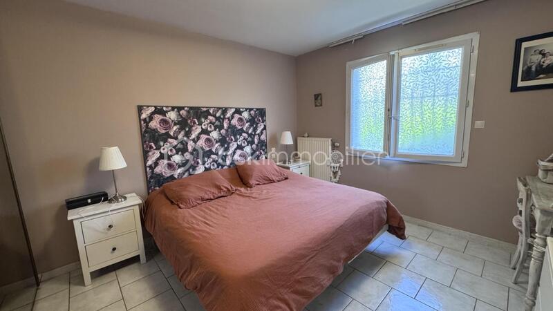 Pavillon - 154 m² - 7 pièces