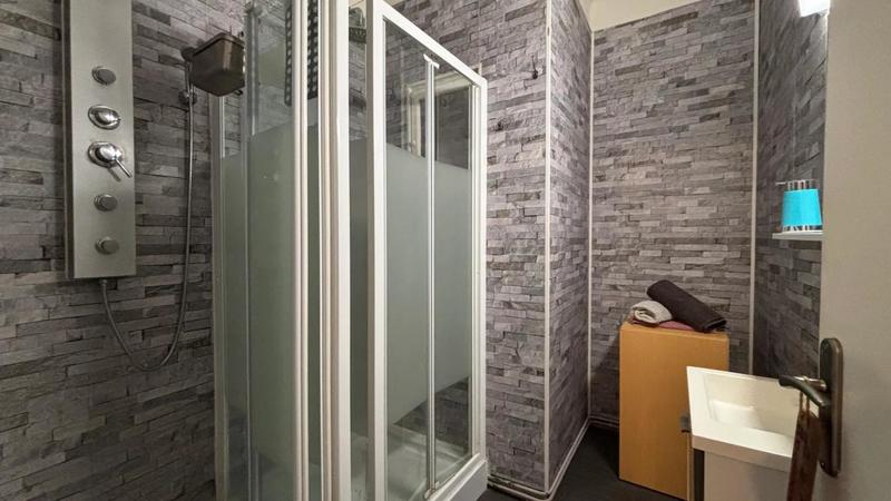 Appartement - 101 m² - 5 pièces