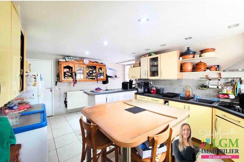 Maison - 145 m² - 6 pièces