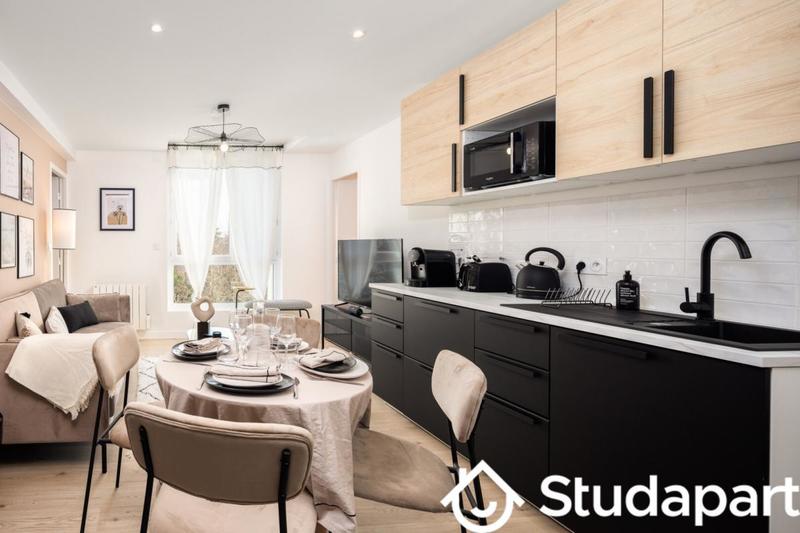 Chambre - 11 m² - 1 pièce