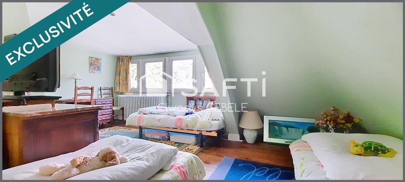 Maison - 180 m² - 9 pièces