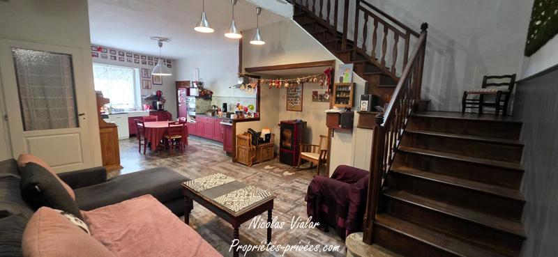 Maison - 200 m² - 7 pièces