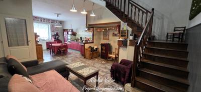 Maison - 200 m² - 7 pièces