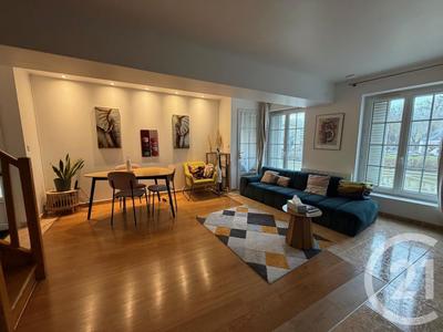 Maison - 84 m² - 4 pièces