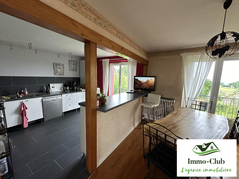 Maison - 115 m² - 6 pièces