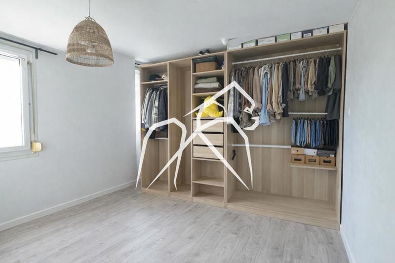 Appartement ancien - 80 m² - 4 pièces