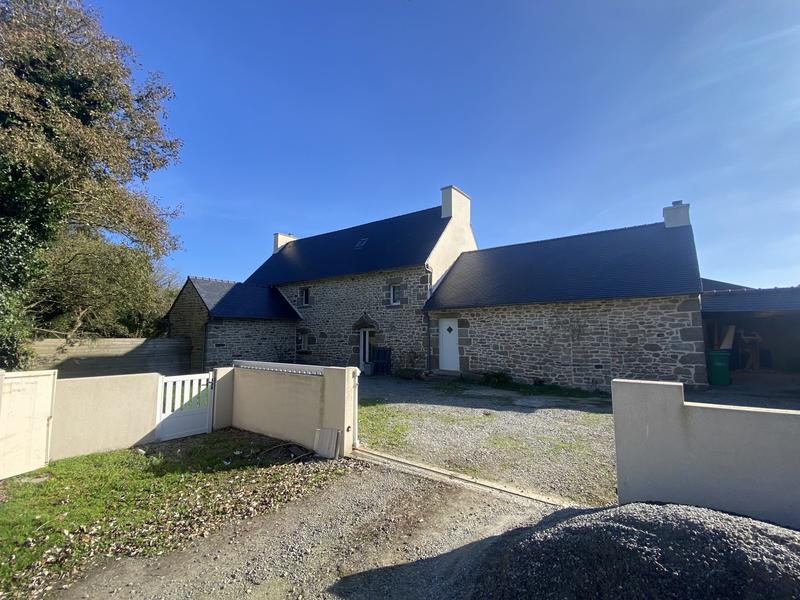 Maison ancienne - 350 m² - 13 pièces