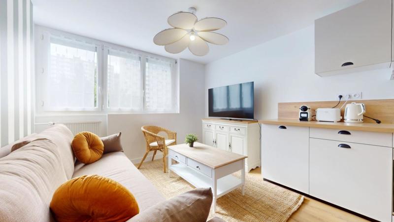 Appartement - 88 m² - 6 pièces