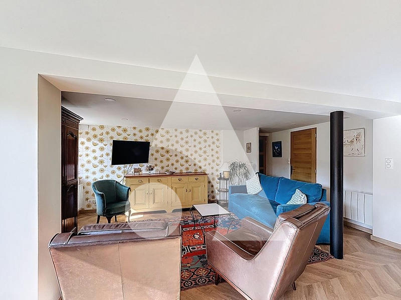 Maison - 148 m² - 5 pièces