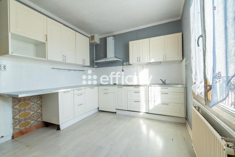 Pavillon - 90 m² - 4 pièces