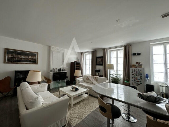 Appartement - 79 m² - 3 pièces