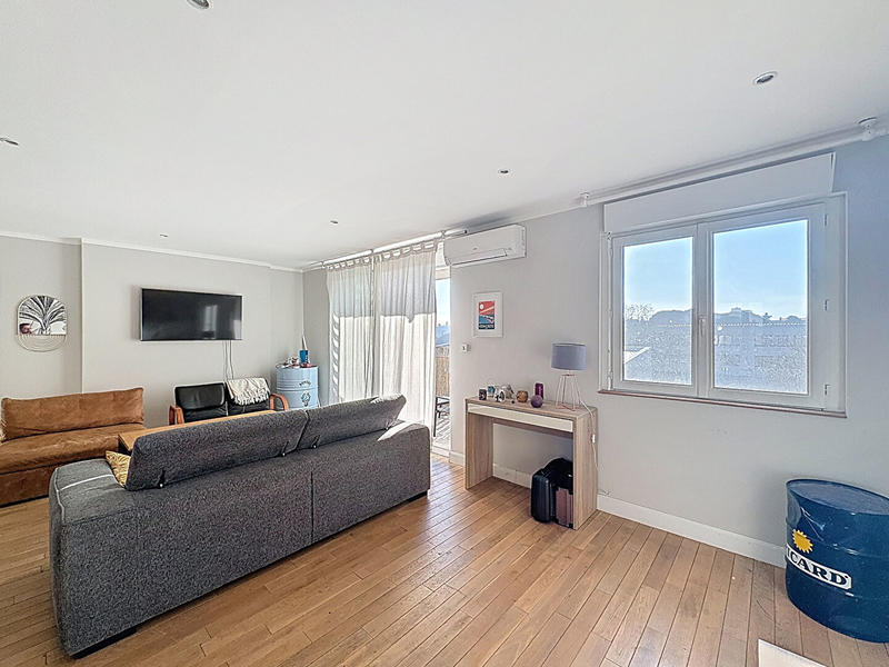 Appartement - 65 m² - 4 pièces