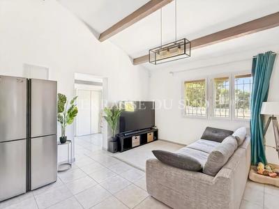 Maison - 98 m² - 5 pièces