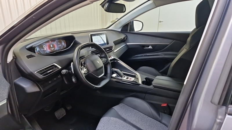 Peugeot 3008 BlueHDi 130 s&amp;amp;S Eat8 Allure Business