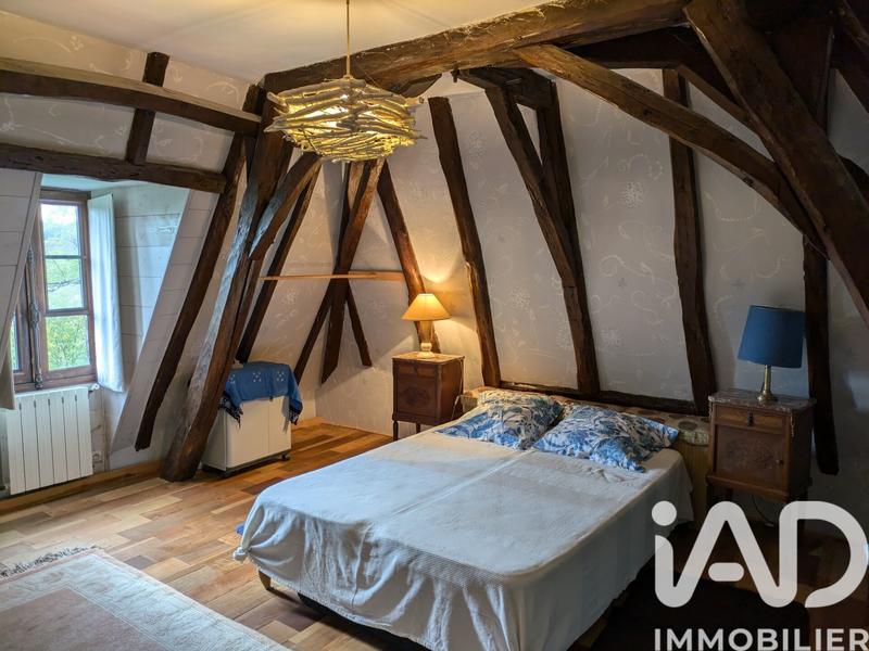 Maison - 217 m² - 6 pièces