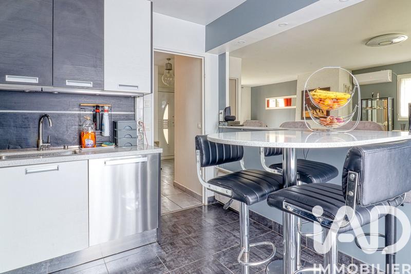 Maison - 104 m² - 6 pièces