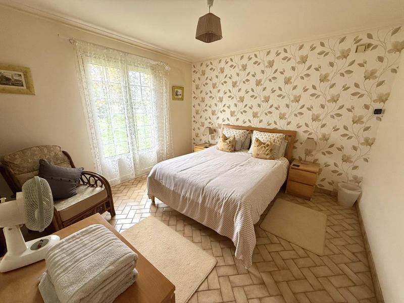 Maison - 200 m² - 7 pièces