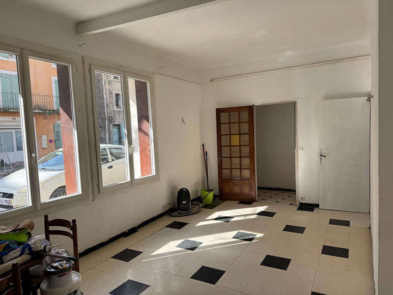 Immeuble - 6 pièces