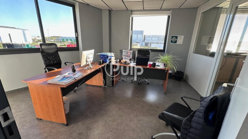 Bureau - 348 m² - 6 pièces