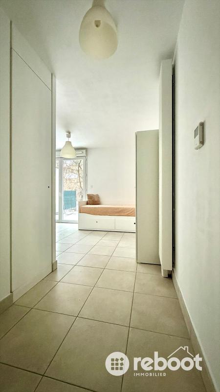 Studio - 21 m² - 1 pièce