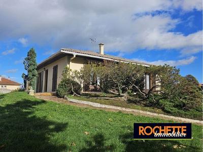 Maison traditionnelle - 93 m² - 5 pièces