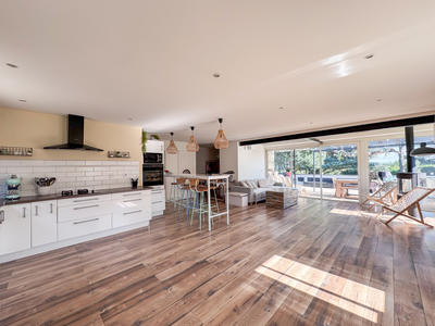 Maison - 141 m² - 6 pièces