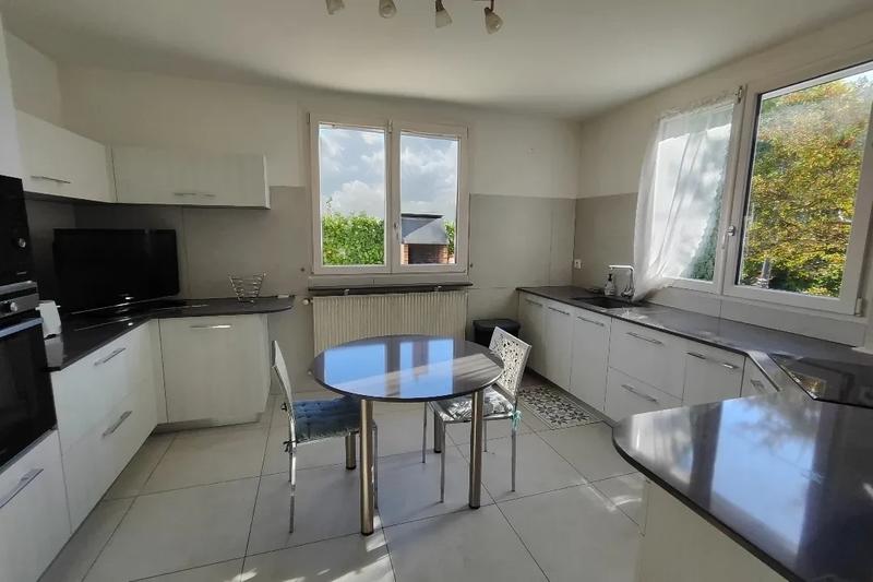 Maison - 150 m² - 5 pièces