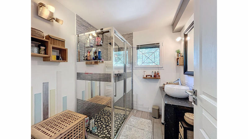 Maison - 163 m² - 6 pièces