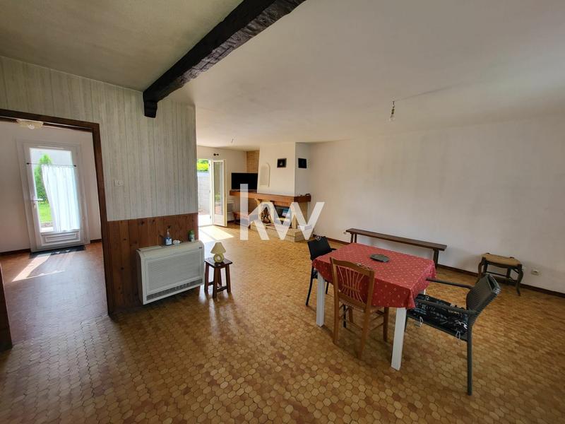 Maison - 93 m² - 4 pièces