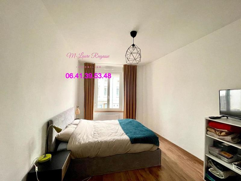 Appartement - 80 m² - 3 pièces