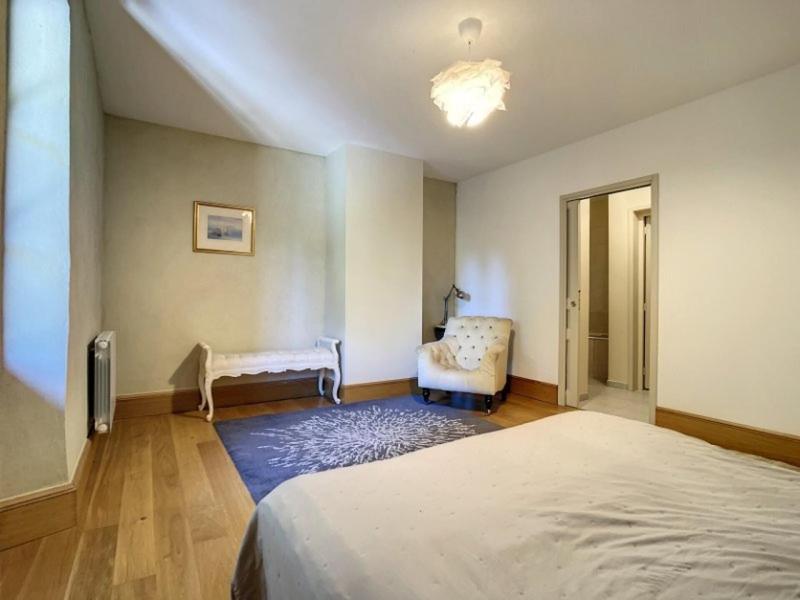 Maison - 500 m² - 17 pièces