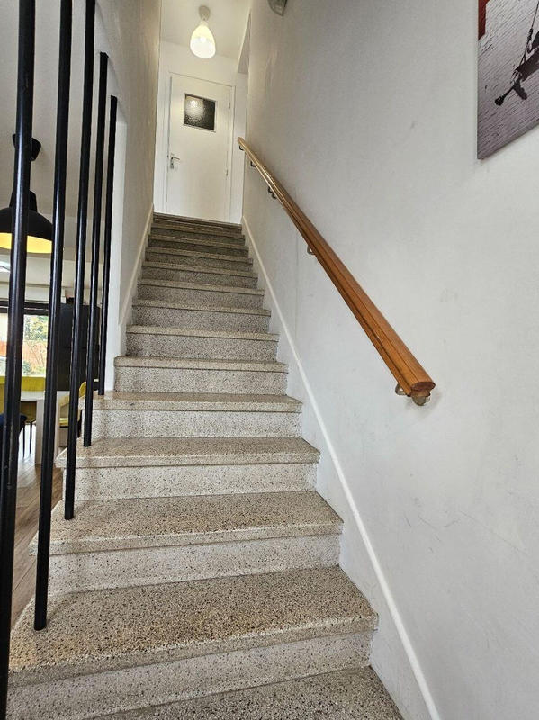 Maison - 100 m² - 6 pièces