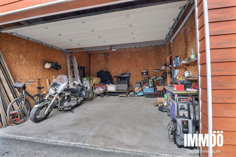 Maison traditionnelle - 143 m² - 6 pièces