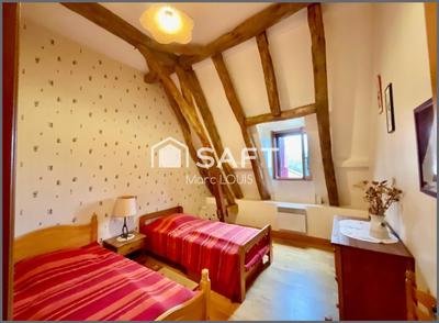 Maison - 300 m² - 12 pièces