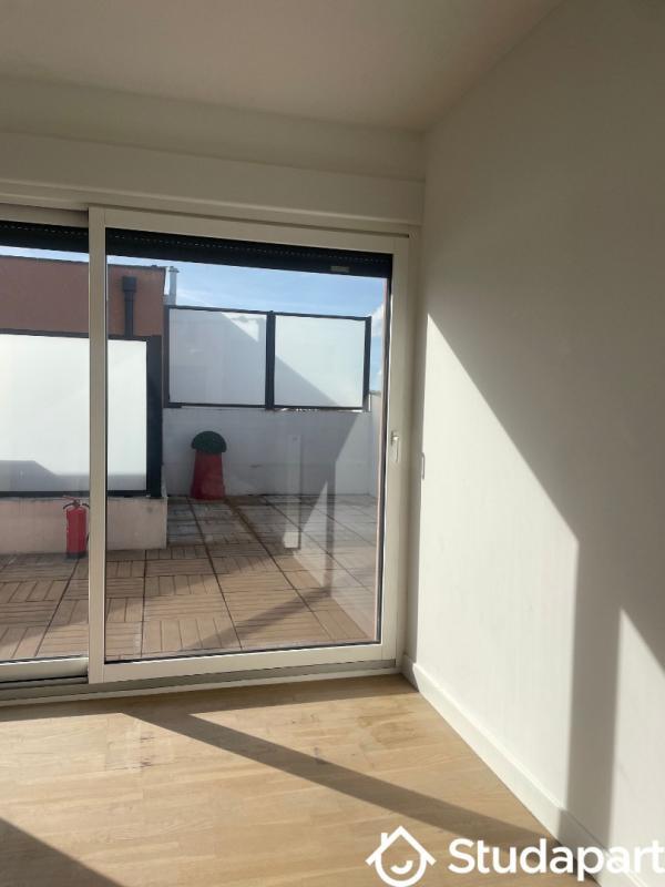 Chambre - 9 m² - 1 pièce