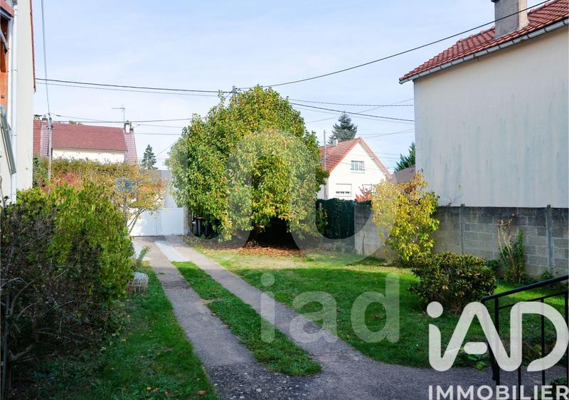 Maison - 121 m² - 5 pièces