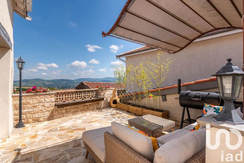 Maison - 180 m² - 6 pièces