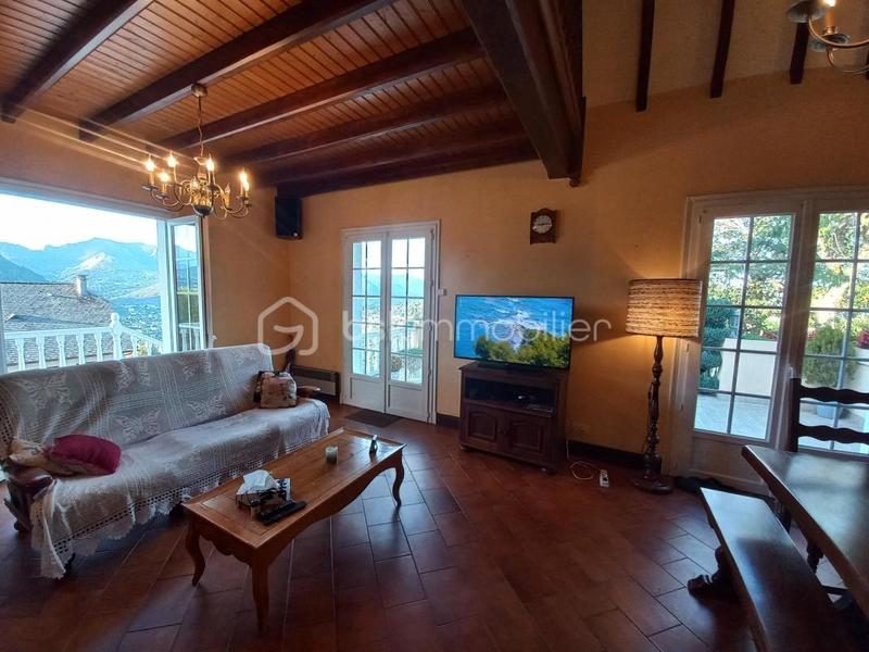 Maison traditionnelle - 135 m² - 7 pièces