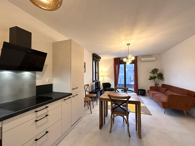 Appartement - 58 m² - 3 pièces