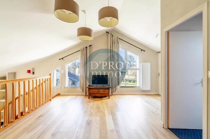 Maison - 153 m² - 7 pièces