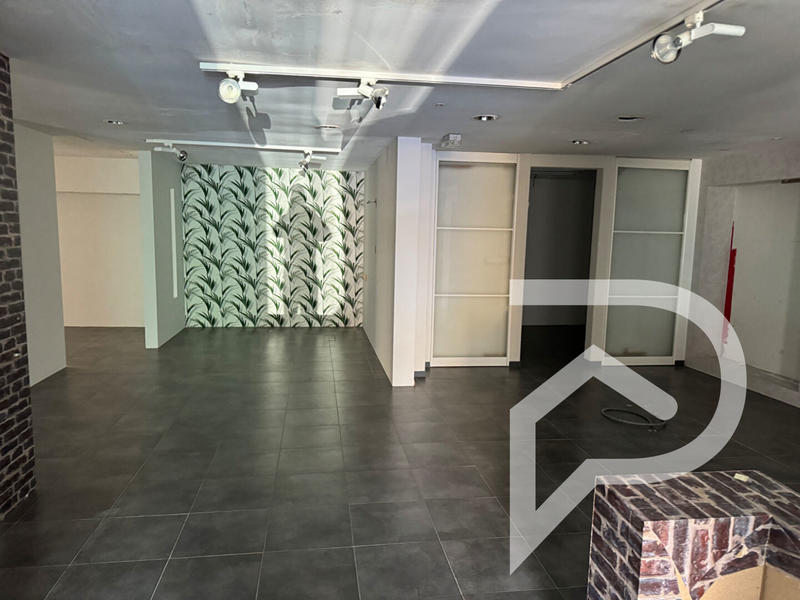 Local commercial - 280 m²