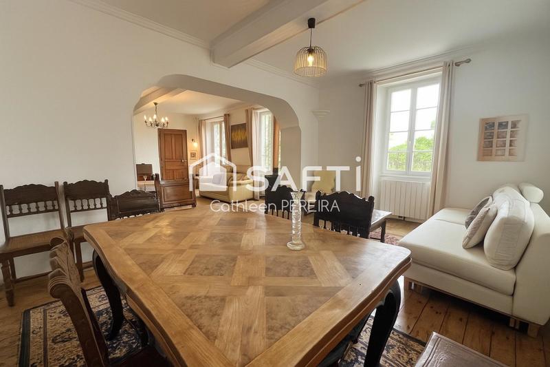 Maison de maîtres - 373 m² - 7 pièces