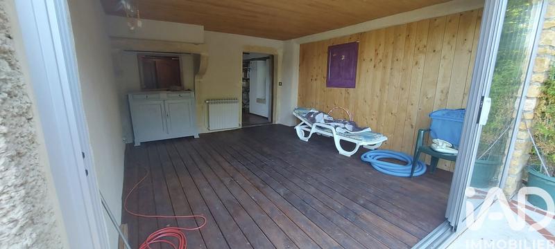 Maison - 241 m² - 9 pièces