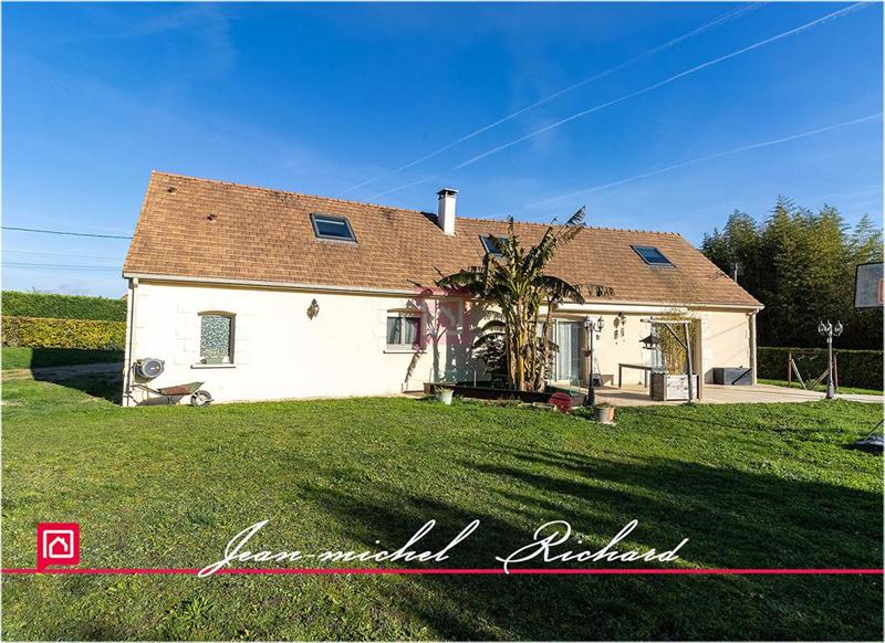 Maison - 165 m² - 7 pièces