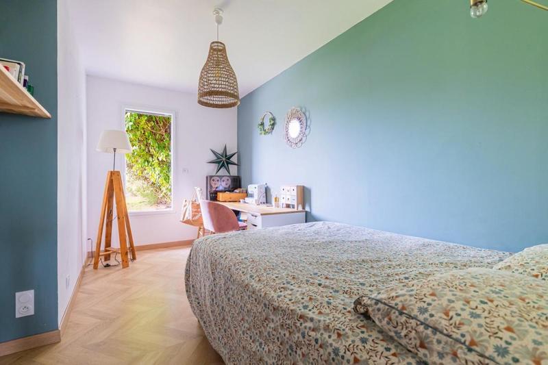 Maison - 147 m² - 7 pièces