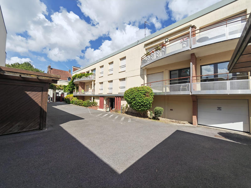 Appartement - 80 m² - 3 pièces