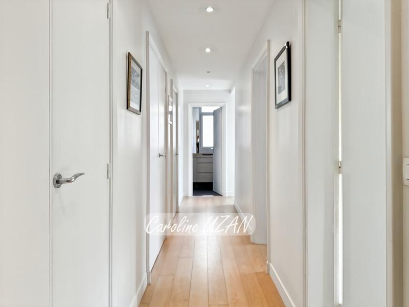 Appartement bourgeois - 174 m² - 6 pièces