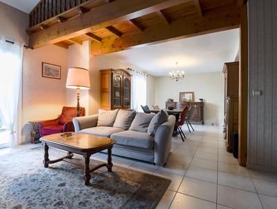 Maison - 161 m² - 6 pièces