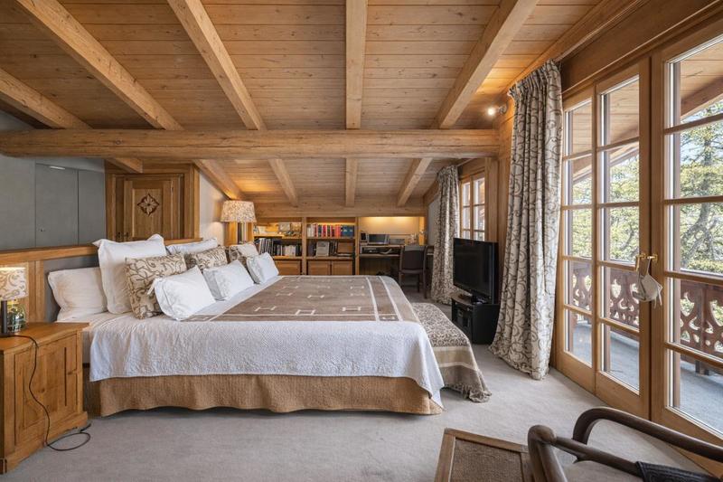 Châlet - 600 m² - 10 pièces