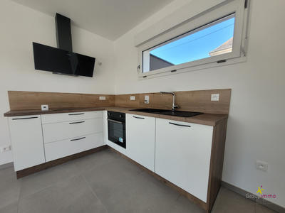 Maison - 97 m² - 5 pièces